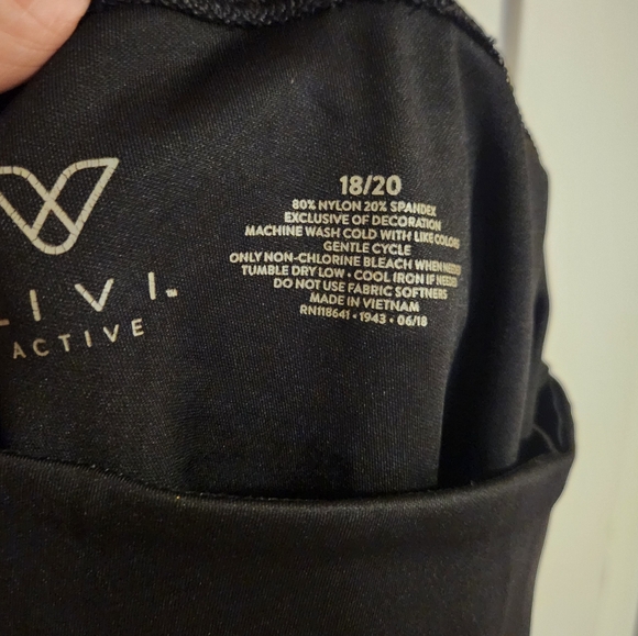 Livi Black Leggings with Pink Accents Plus 18/20 - Picture 4 of 4